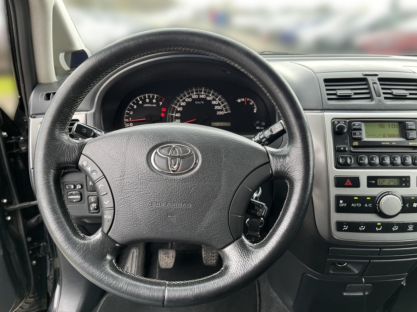 Toyota Avensis Verso