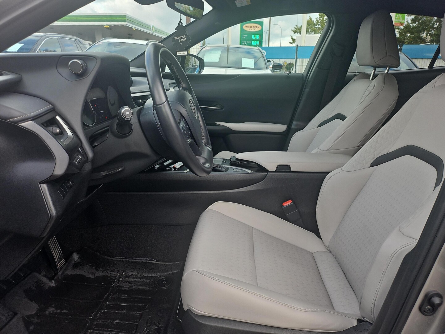 Lexus UX